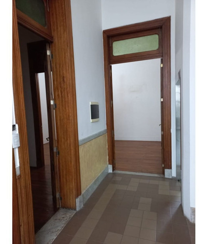 Imagen 4 de 21 de Inmueble Patrimonio Histórico · 4 Dormitorios · Entre Rios 579