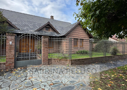 Venta Casa 7 Ambientes Moreno Centro