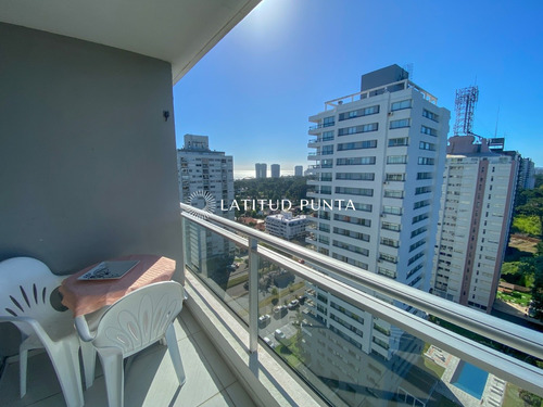 Piso Alto En Roosevelt, 1 Dormitorio