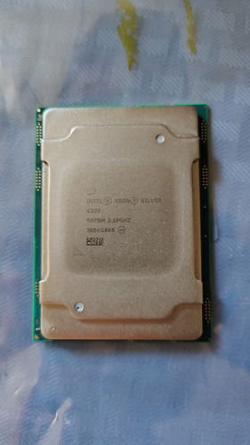 Intel Xeon Silver 4208 / 8 Núcleos / 16 Hilos Hasta 3.2ghz (Usado)