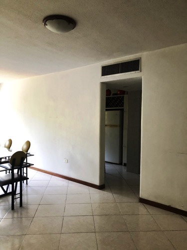 Imagen 5 de 9 de Se Vende Apartamento En Prebo Valencia Inf 04141426682