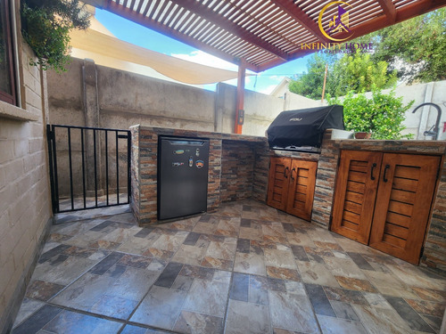 Espectacular Casa En Alto El Manzano Til-til.