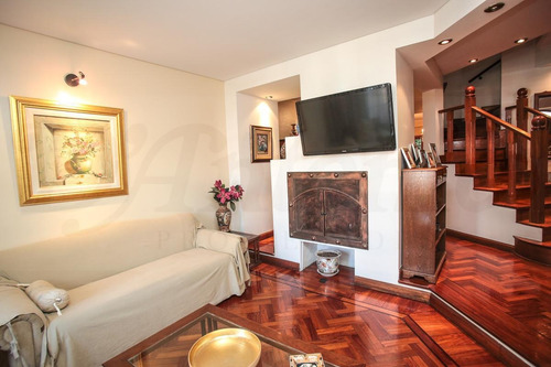 Imagen 4 de 30 de Venta Casa En 2 Plantas - Jardín - Cochera Para 3 Autos - Belgrano