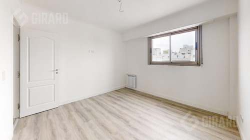 Departamento En Venta De 3 Amb A Estrenar Con Cochera, Zona Plaza Mitre.