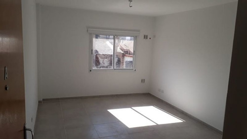 Imagen 4 de 17 de Departamento 2 Ambientes - Cuotas En Pesos //
