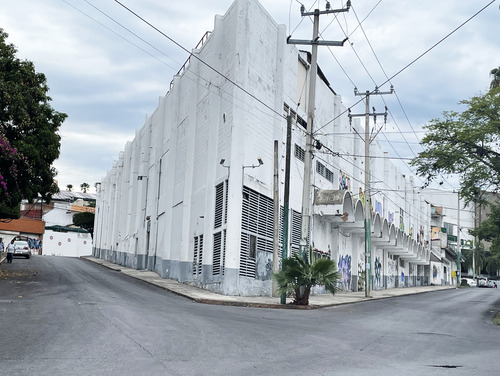 Venta De Edificio Con Doble Frente Y Uso Comercial Miraval Cuernavaca Morelos