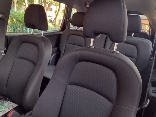 Imagen 12 de 15 de Honda Br-v 2018 1.5 Uniq Cvt