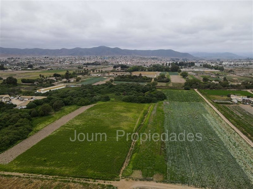 Imagen 2 de 9 de Venta De Terreno Costero La Serena