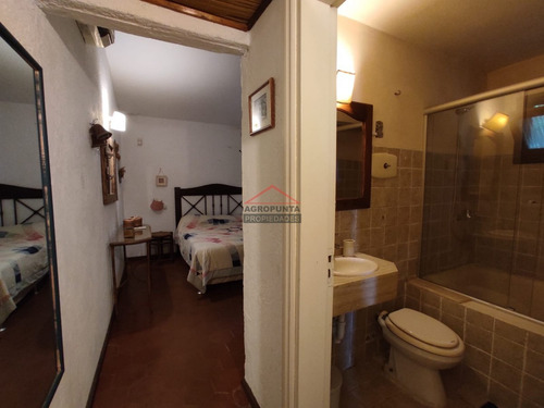 Casa En Brava, 3 Dormitorios *- Ref: 3845