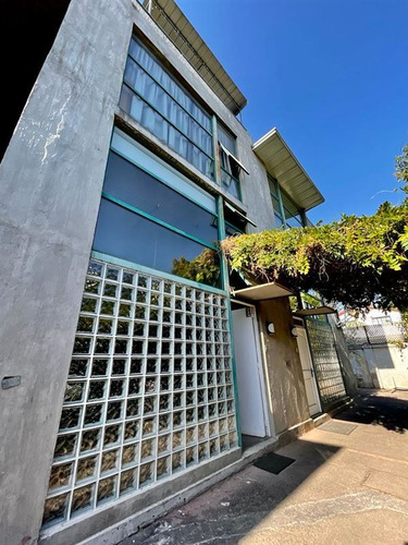 Casa En Venta En Ñuñoa