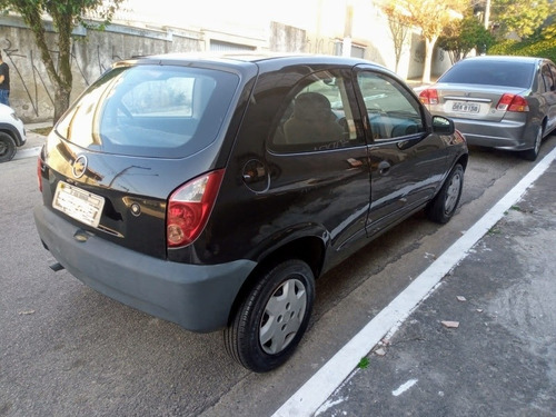 Imagem 2 de 9 de Chevrolet Celta 2011 1.0 Life Flex Power 3p