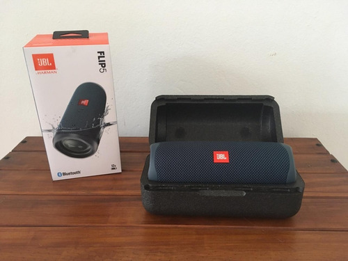 Parlante Jbl Flip 5 Portátil Con Bluetooth  (sin Uso)