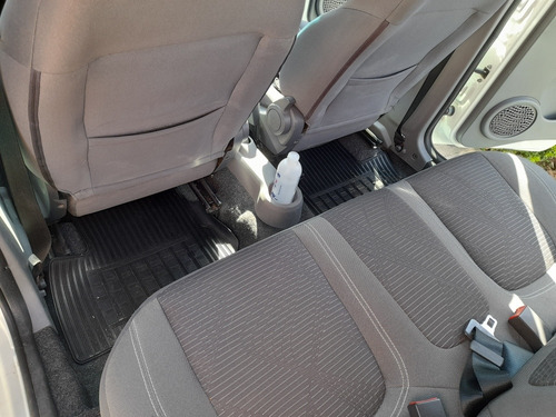 Imagem 6 de 13 de Fiat Palio 2013 1.0 Attractive Flex 5p