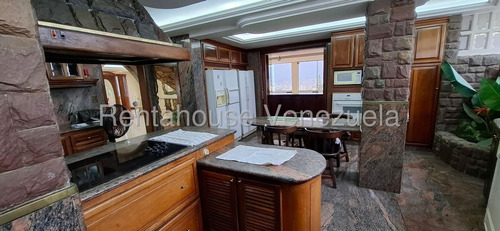 En Venta Hermosa Casa En Macaracuay Mls 25-24923