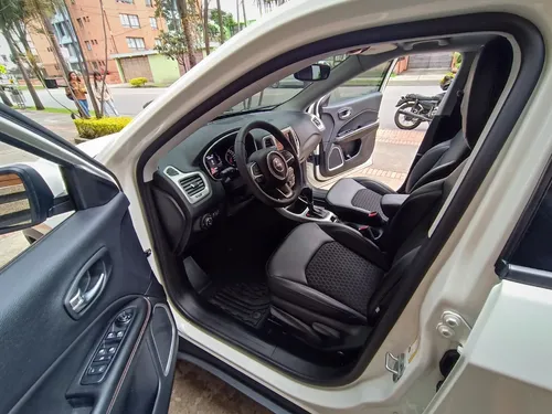 Jeep Compass 2.4 4X2 Longitude At