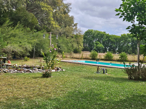 Casa Quinta En Venta En Estancia Las Malvinas, Coronel Brandsen, G.b.a. Zona Sur