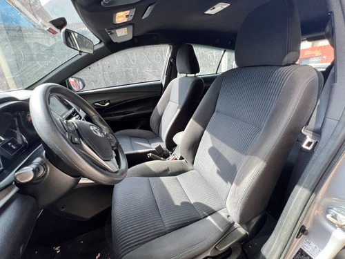Toyota Yaris 1.5 Xl Plus Connect 16v Cvt 5p