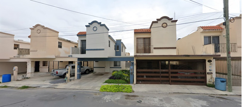 Casa En Venta En Residencial Miraloma, Reynosa