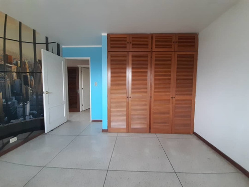Imagen 9 de 18 de Vendo Apto 106m2 3h/2b/1p Colinas De Bello Monte 7721