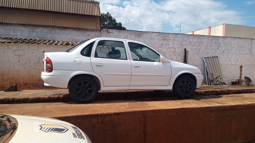 Chevrolet Corsa 1999 1.6 Gls 99.5 5p