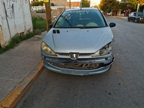 Peugeot 206 2004 En Partes Yonke Por Partes 1.4