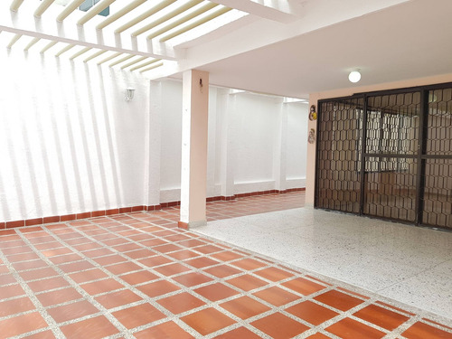 Casa En Venta En Barranquilla - Villa Santos