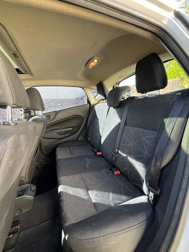 Ford Fiesta Kinetic 1.6 Design 120cv Titanium