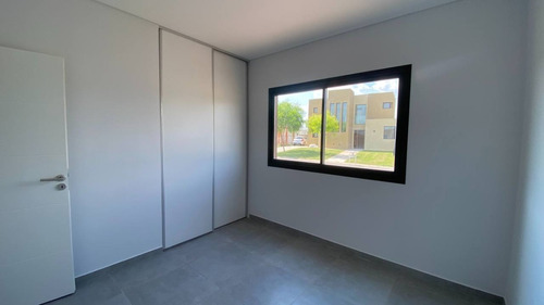 Imagen 14 de 28 de Casa Venta Barrio Privado Santa Emilia | Pilar Del Este | Pilar Zona Norte | G.b.a | Financiación