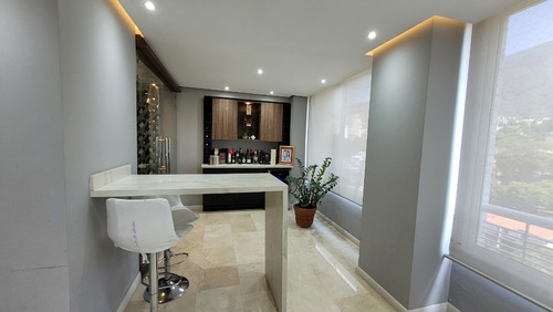 Apartamento En Venta En La Alta Florida, Municipio Libertador