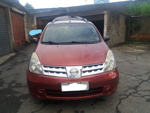 Imagem 1 de 14 de Nissan Livina 1.6 Night & Day Flex 5p