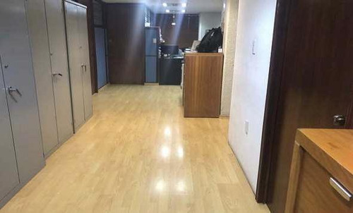 Imagen 4 de 7 de Edificio Comercial - Roma
