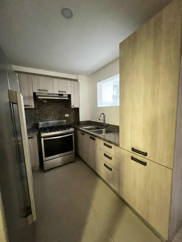 Alquilo Apartamento Con Línea Blanca En Renacimiento