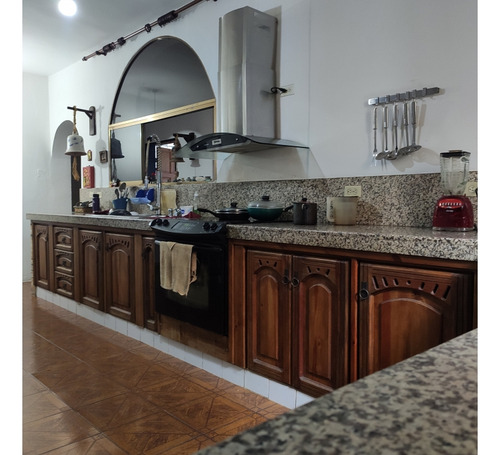 Casa En Venta Urb Las Polonias Nuevas San Antonio De Los Altos