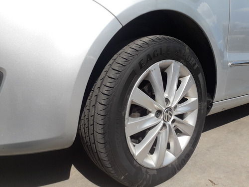 Volkswagen Suran 1.6 Imotion Highline 11c 2011