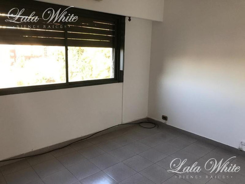 Imagen 5 de 14 de Venta - Departamento En N. Malvinas Al 100 (monte Grande)