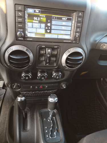 Imagen 4 de 15 de Jeep Wrangler Sport Unlimited At, 2013, 124000kms
