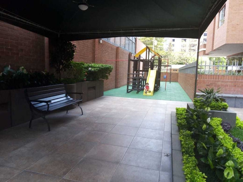 Imagen 7 de 10 de Alquiler Apartamento Excelente Ubicación Zona 10