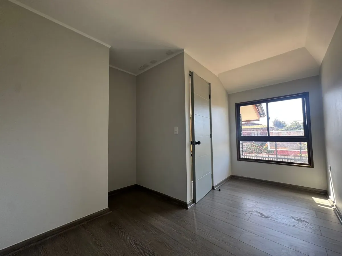 Imagen 5 de 19 de Casa En Venta En Mini Condominio Las Compañias