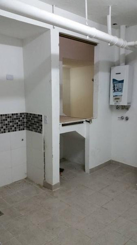 Imagen 17 de 18 de Excelente Local A La Calle En Esquina Los Primeros 3 Meses No Paga Alquiler!!!!