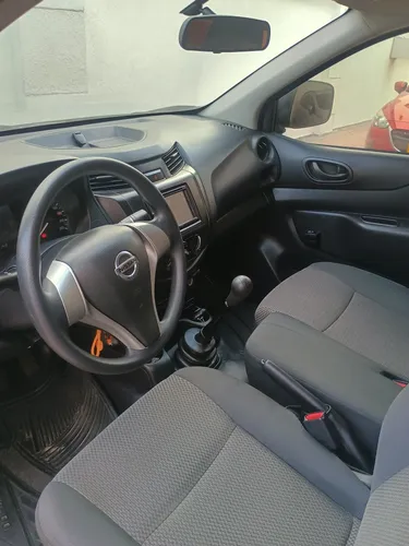 Nissan Frontier Estaca