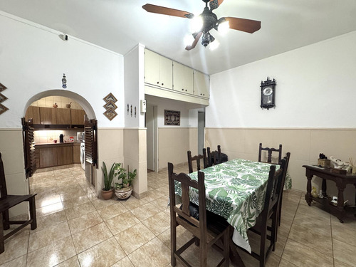 Casa En Venta En La Plata
