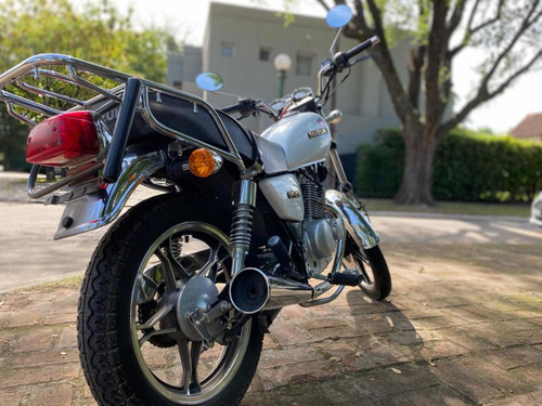 Impecable Suzuki Gn 125 F
