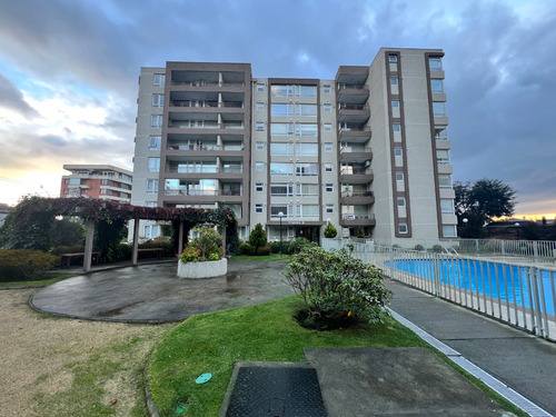 Vendo Amplio Depto En Primer Piso