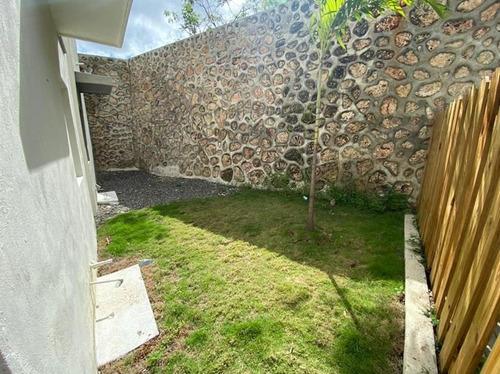 Imagen 9 de 9 de *residencial Balcones Del Prado* 3 Habitaciones 2 Baños Y Medio Sala Comedor Cocina Habitación