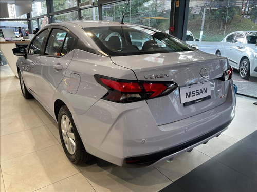 Nissan Versa 1.6 16V FLEX SENSE XTRONIC