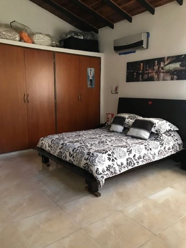 Imagen 21 de 27 de Florelia Mota Vende Casa En Las Morochas De San Diego