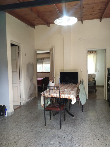 Venta De Casa Desarrollada Sobre 3 Lotes Alejandro Korn