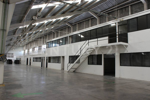 Bodegas En Venta 50,000 M2, Complejo Cerca Autopista Mex-pue, Tlaxcala