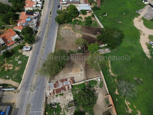 Julio R Perez Vende Casa Granja Cabudare Con Mas 4600 Mts2 Jrp