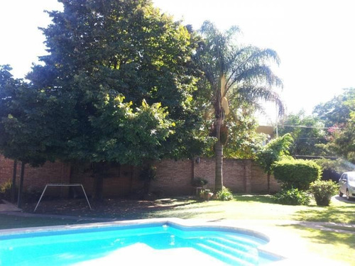 Imagen 14 de 15 de Venta - Chalet En 2 Plantas - José C Paz